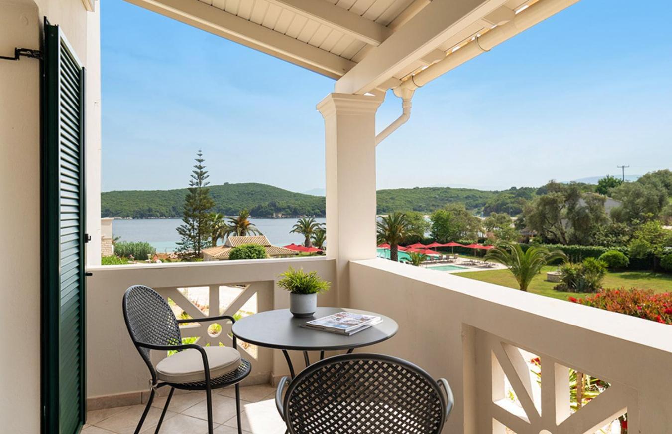 Bella Mare Hotel Kassiopi Exterior photo