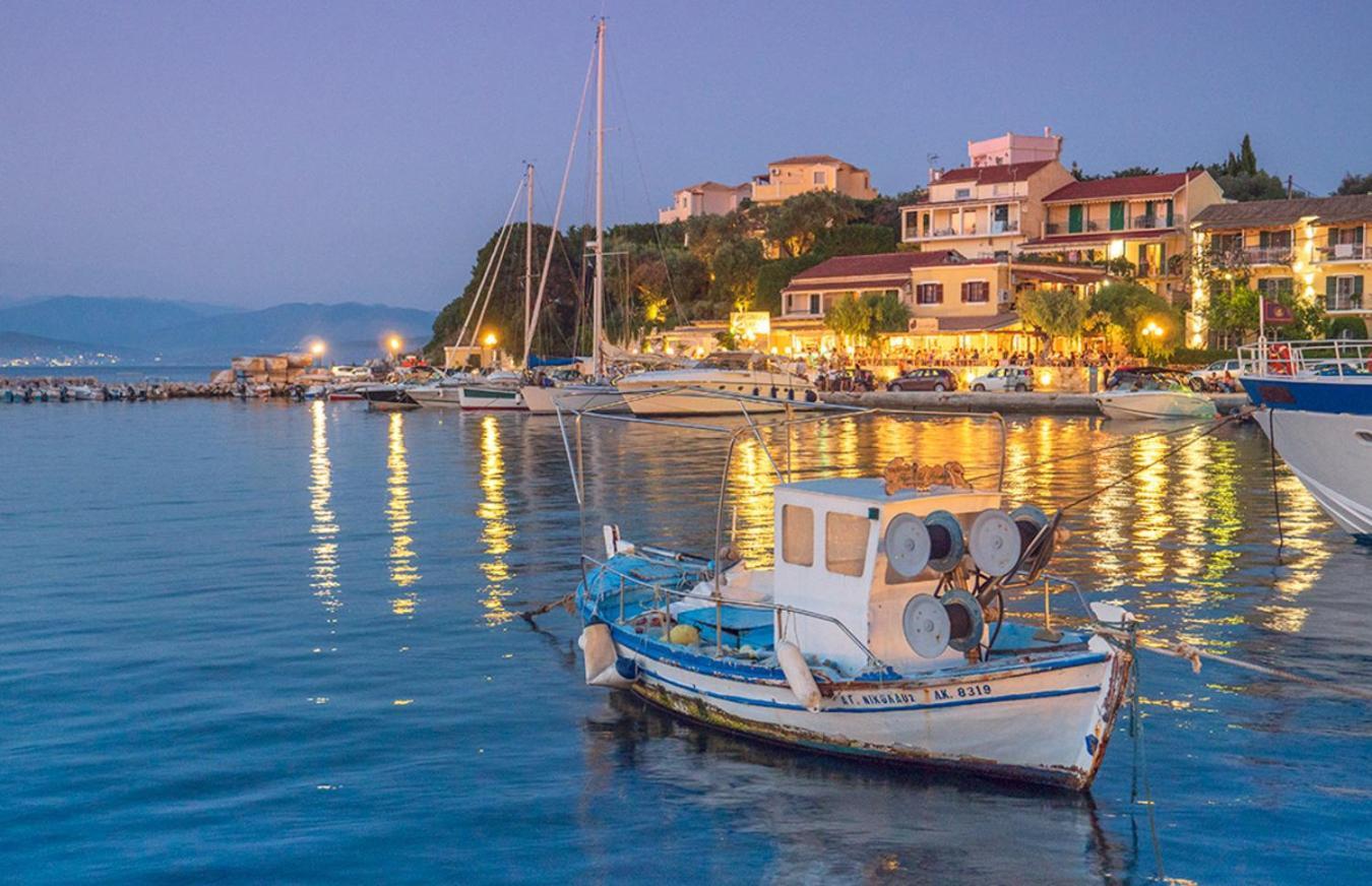 Bella Mare Hotel Kassiopi Exterior photo