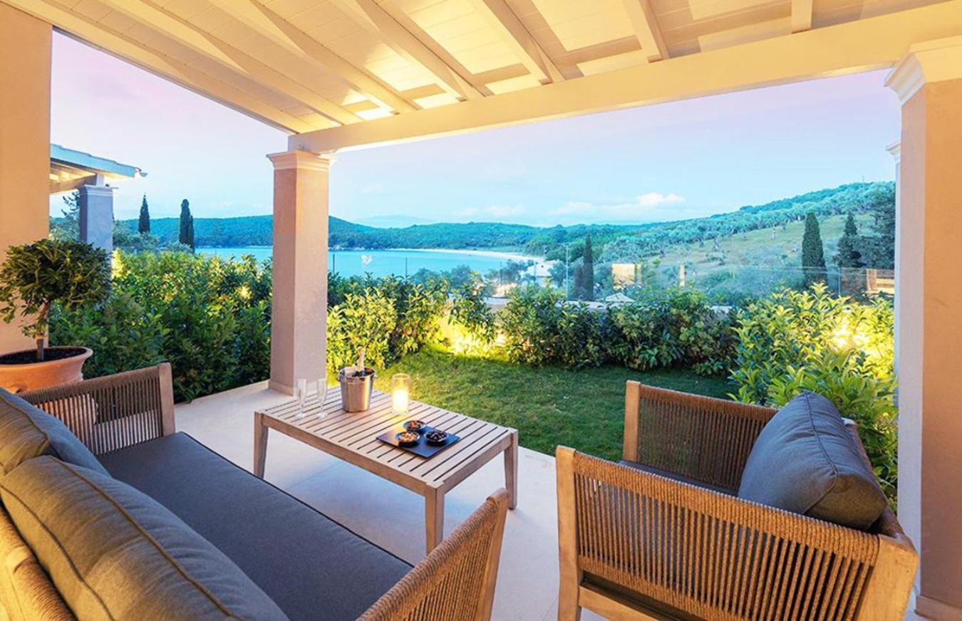 Bella Mare Hotel Kassiopi Exterior photo